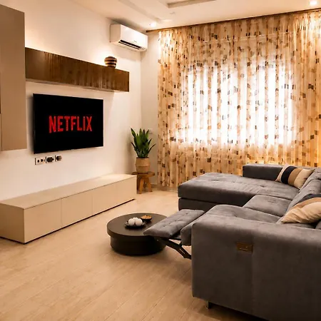 Mesa - Free Parking, Netflix, Wi-fi & Ac Apartment